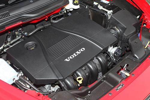 北歐新貴 試駕體驗(yàn)全新沃爾沃C30 2.0