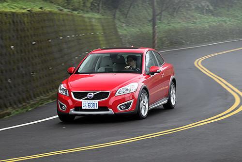 北歐新貴 試駕體驗(yàn)全新沃爾沃C30 2.0