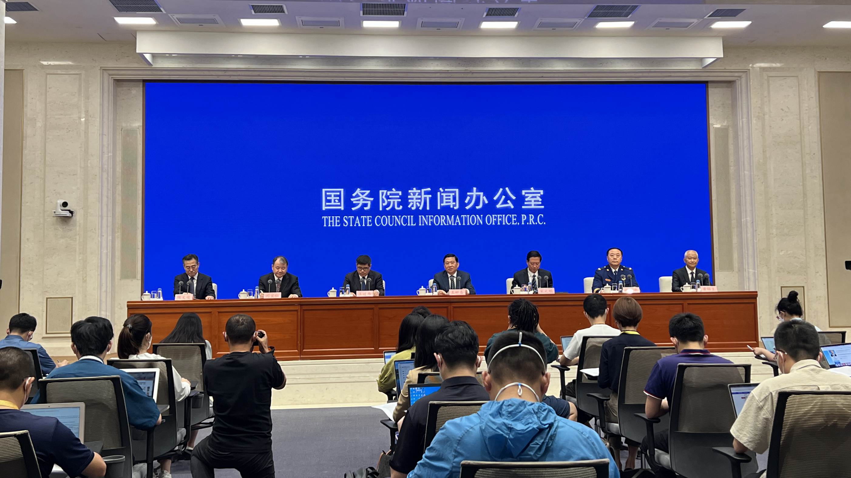 國新辦“權(quán)威部門話開局”應急管理部專場新聞發(fā)布會